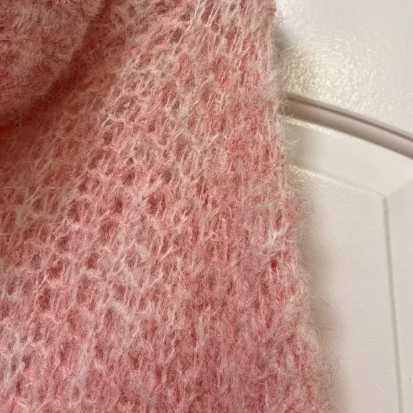 Cozy Pink Knit Sweater - Picture 7 of 9